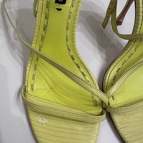 Alice and Olivia Neon Yellow Strappy Heels in Neon Yellow.|Green In Size 8.5 - Picture 7 of 11